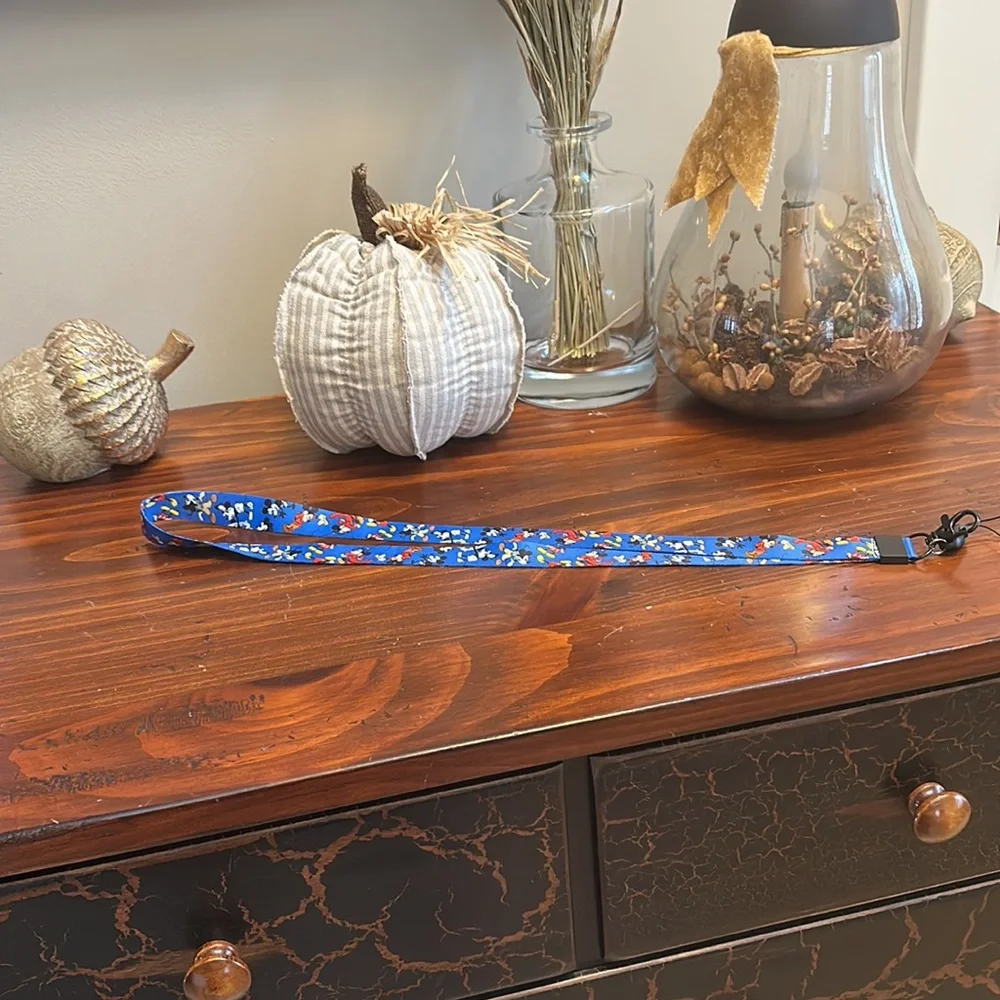 Disney World Mickey Mouse Lanyard
